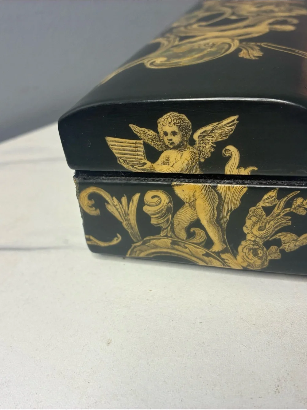 Signed 1972 Paula Geoffroy Lacquer Jewelry Box with Abalone Inlay